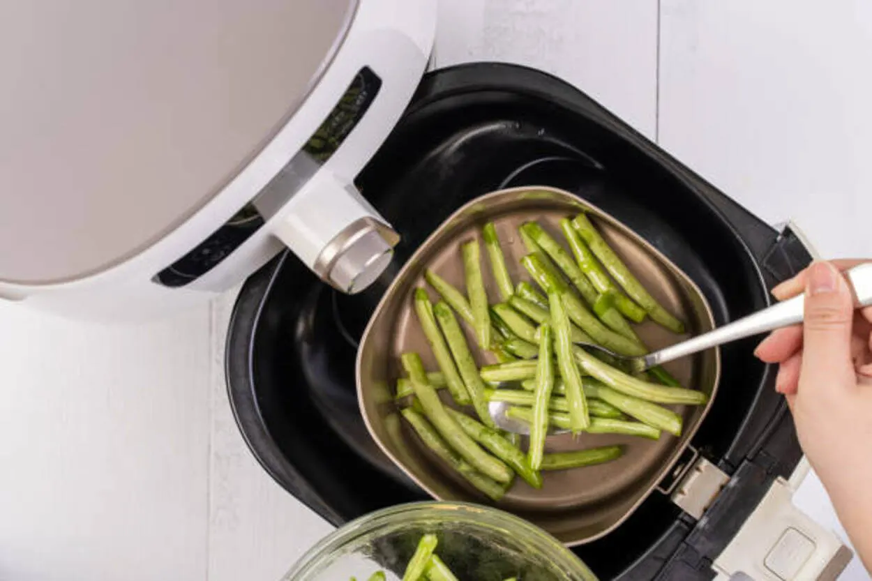 Air fryer cooked green beans