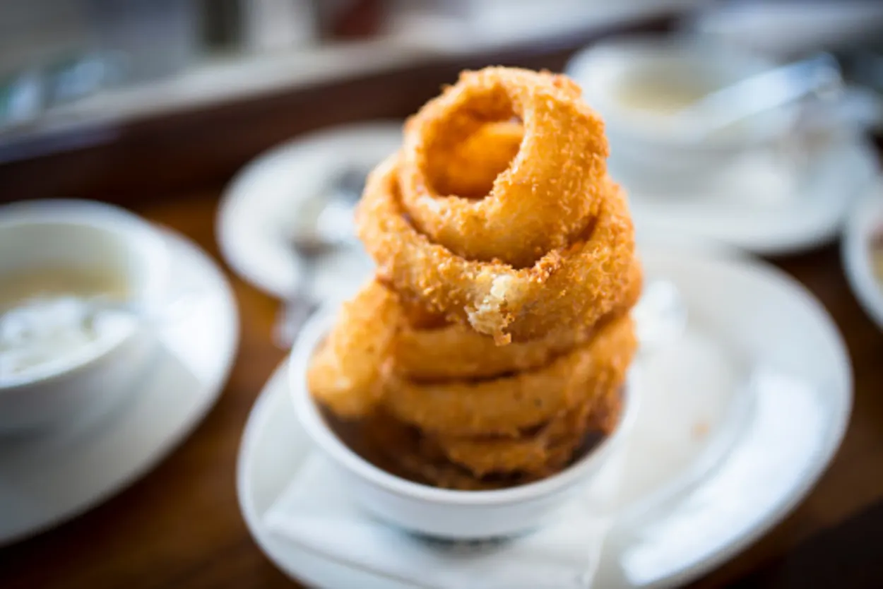 Onion rings presented aesthetically
