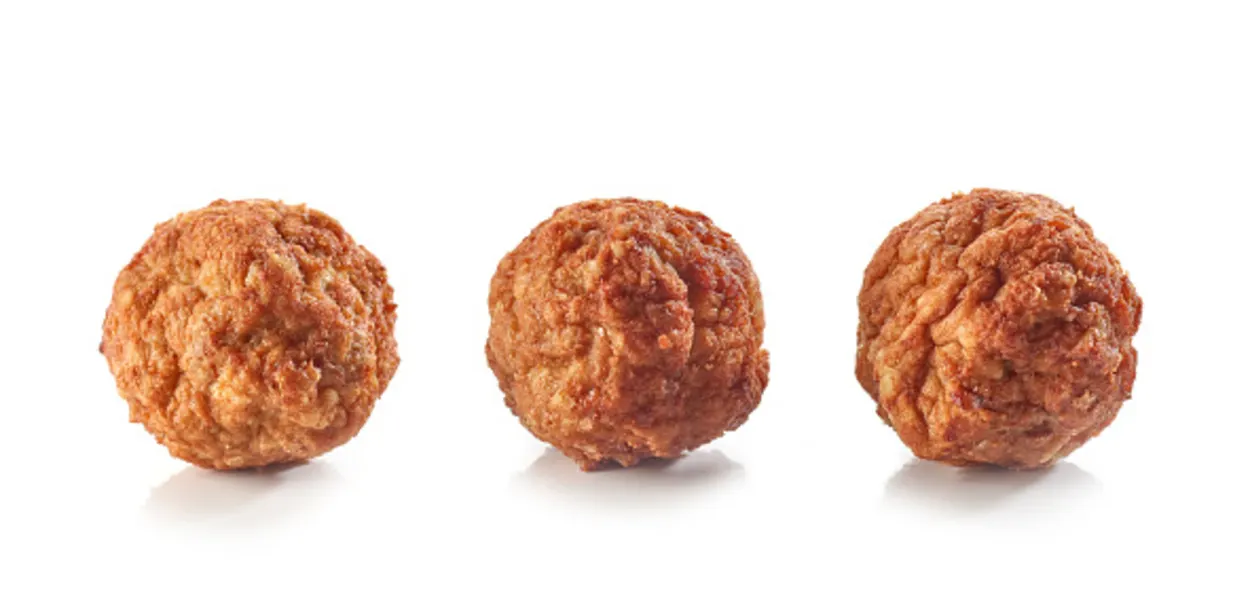 3 meatballs on a white background