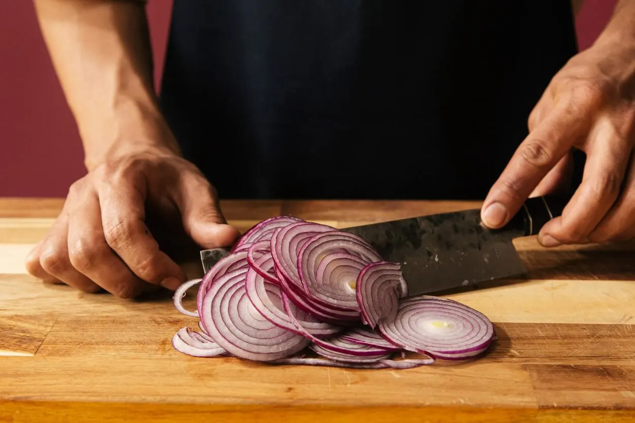 Thin slices of onions